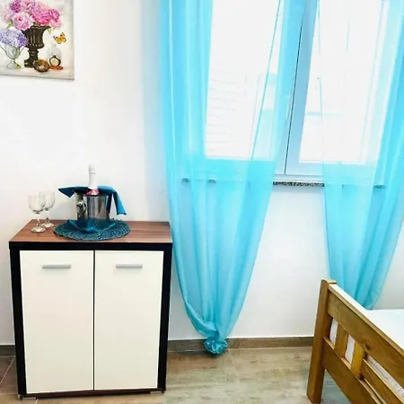 With Parking Space Srima - Vodice, - 23744 Appartement