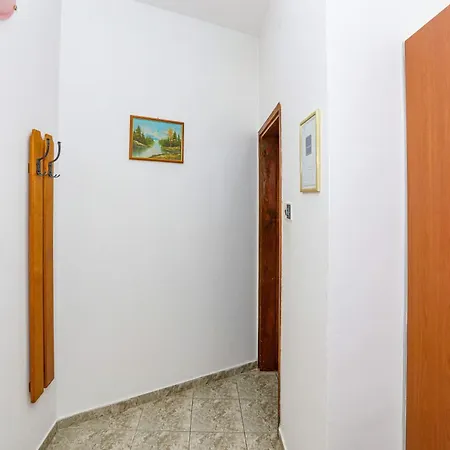 Apartamento With Parking Space Srima - Vodice, - 23744 *