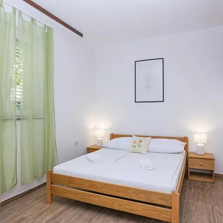 Apartamento With Parking Space Srima - Vodice, - 23744 *