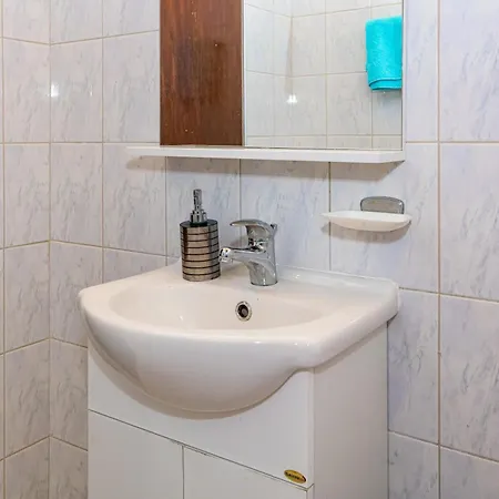 Apartamento With Parking Space Srima - Vodice, - 23744 Vodice