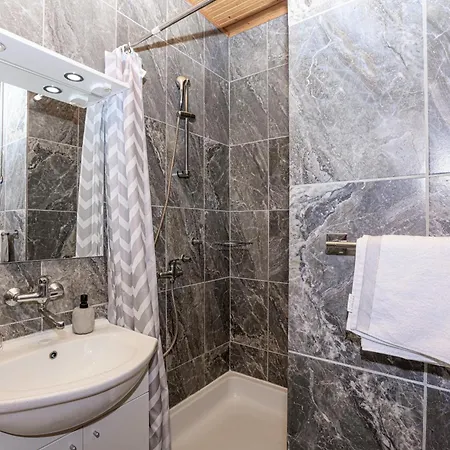 Apartamento With Parking Space Srima - Vodice, - 23744 *