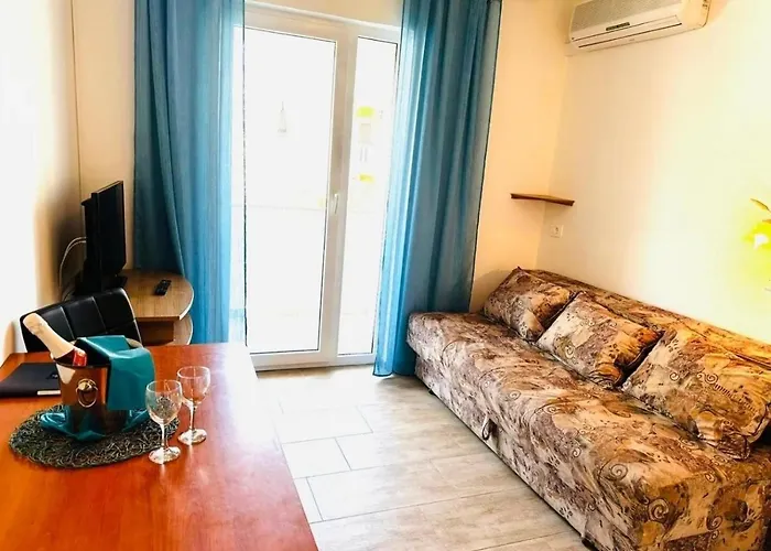 Appartamento With Parking Space Srima - Vodice, - 23744 *