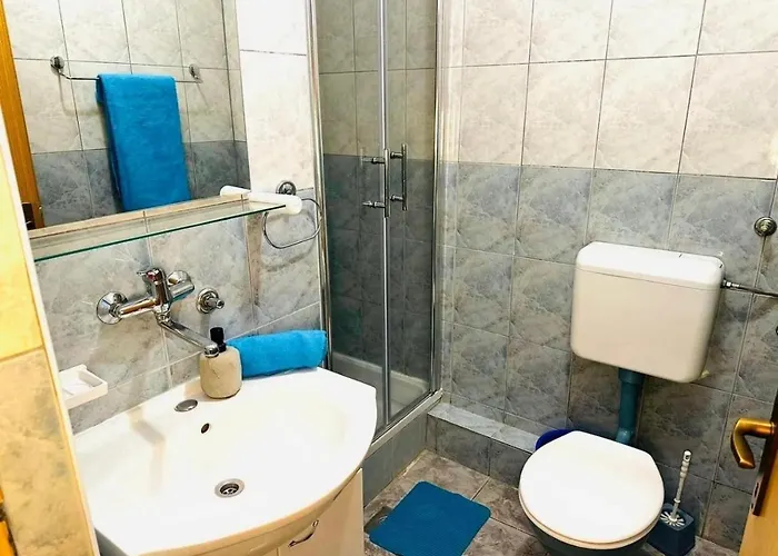 Appartamento With Parking Space Srima - Vodice, - 23744 *